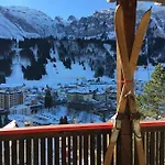 Sunny Design In With Spectacular View On Mount Titlis Engelberg