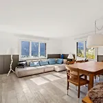 Sunny Design In With Spectacular View On Mount Titlis Engelberg