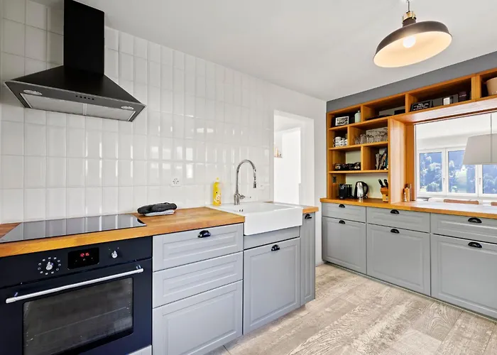 Sunny Design In With Spectacular View On Mount Titlis