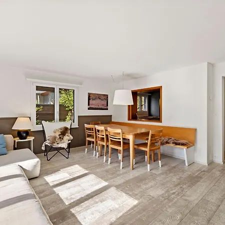Sunny Design In With Spectacular View On Mount Titlis Engelberg